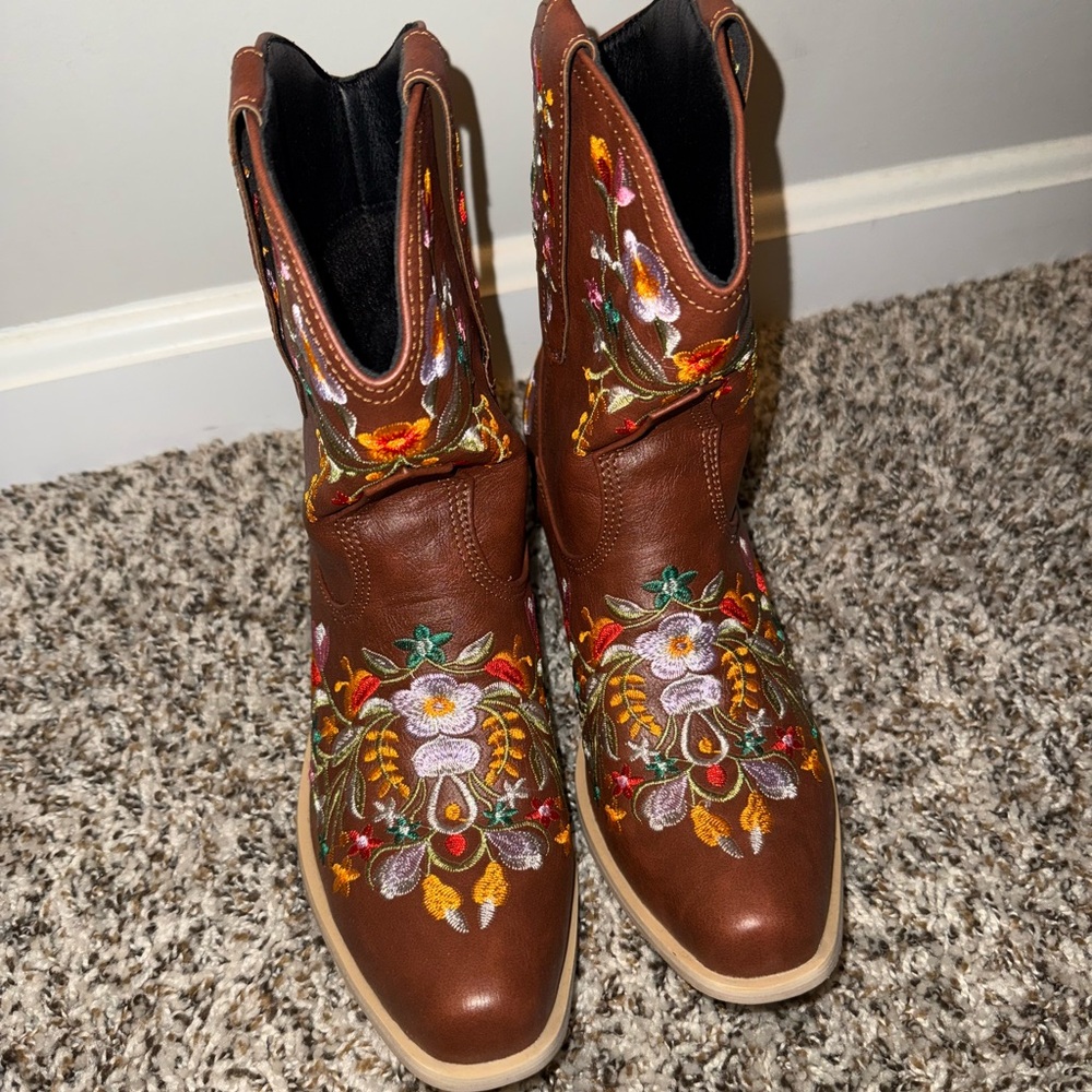 Flower Ankle Booties